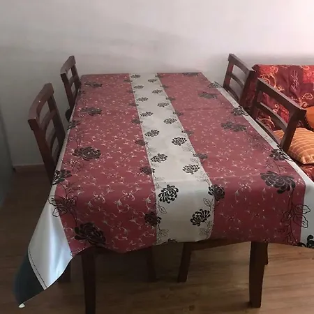 Silene Apartment *